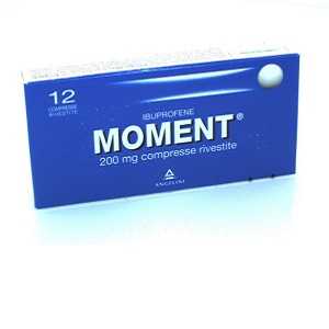 MOMENT 12 COMPRESSE RIVESTITE 200 mg